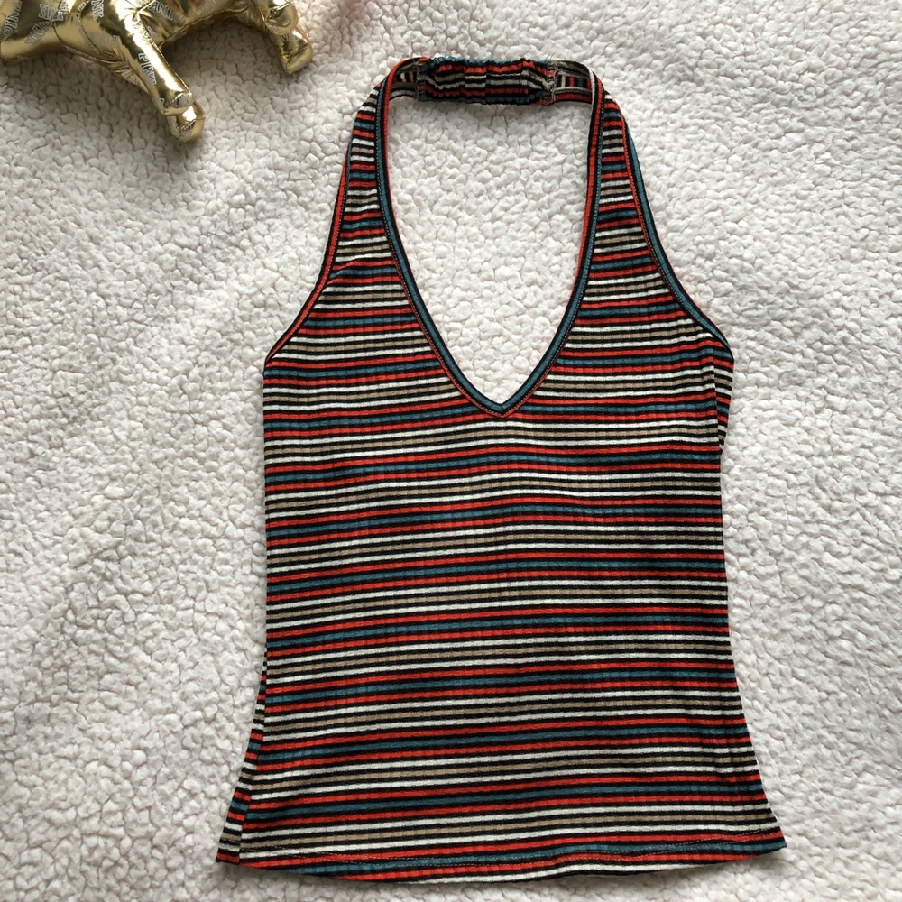Halter Top - Picture 2 of 4